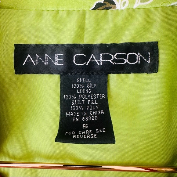 Vintage Anne Carson quilted 100% silk floral boho jacket green - Picture 9 of 9